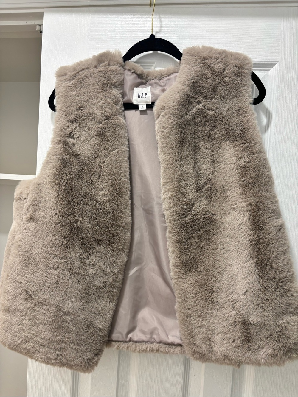 GAP Girls Plush Faux Fur Vest - Taupe Beige